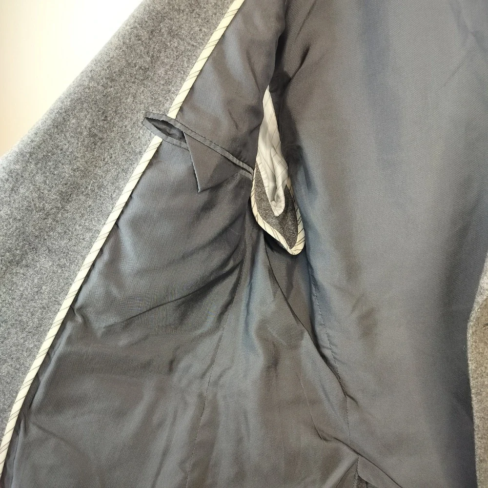 Banana Republic Modern Fit Wool Blazer 42R Mens Double Vent Professional Grey